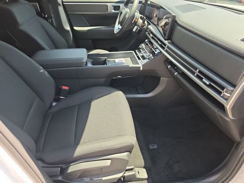 New 2026 Hyundai Santa Fe SE FWD image 22