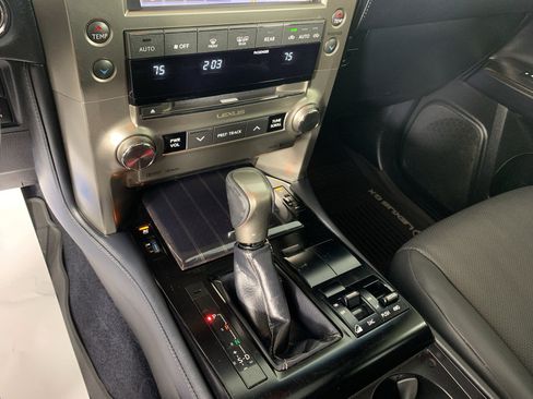 Used 2020 Lexus GX 460 Premium w/ Premium Package AWD/4WD image 25
