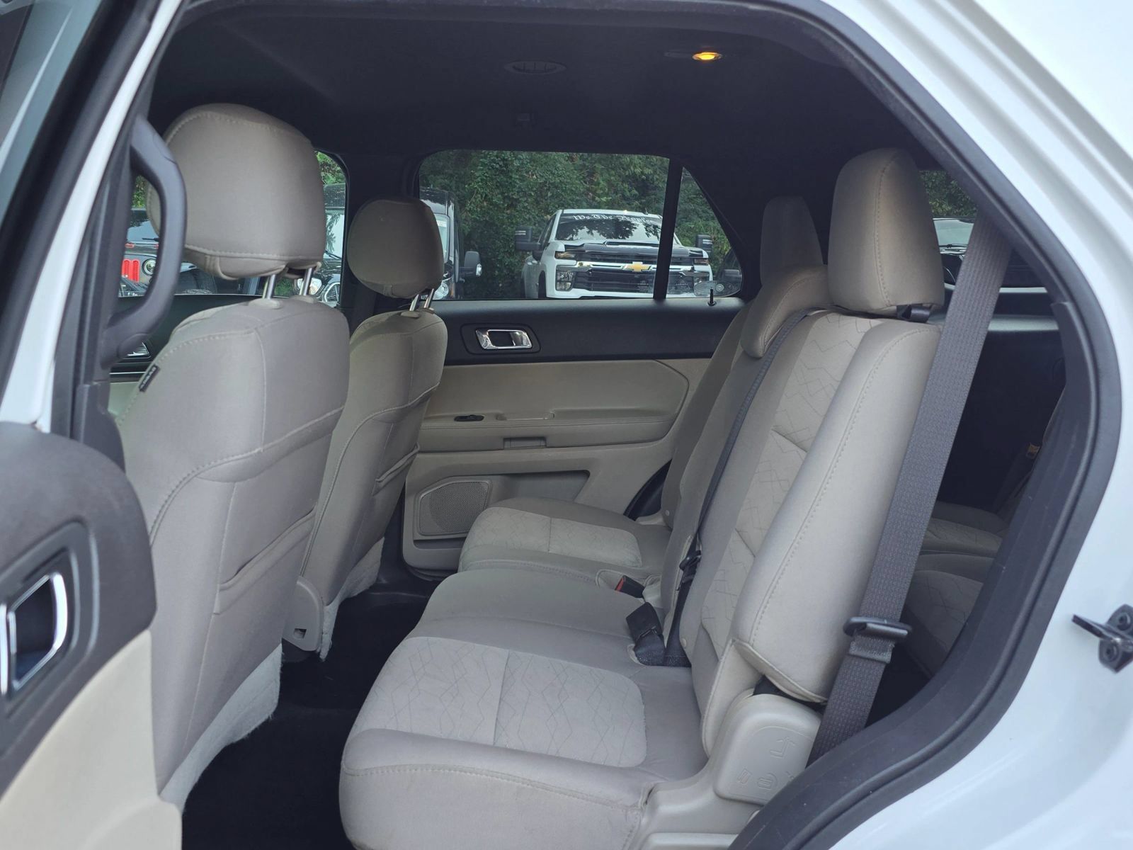 Used 2015 Ford Explorer 4WD image 23