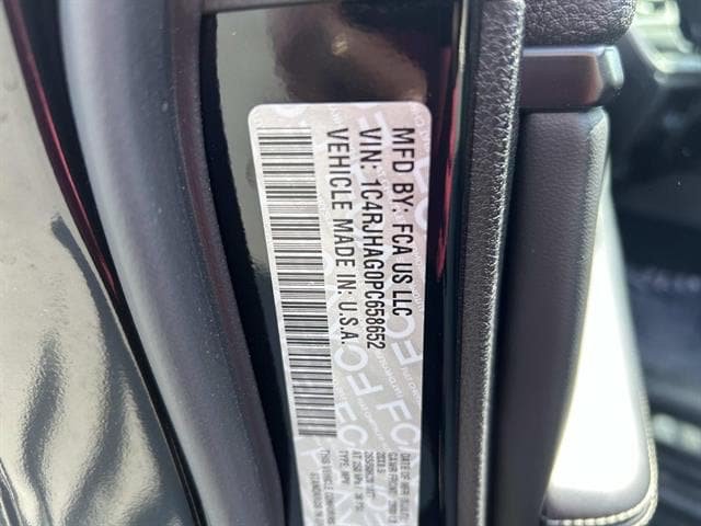 Certified 2023 Jeep Grand Cherokee Altitude AWD/4WD image 25