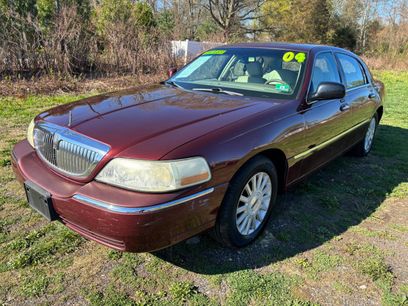 Used 2004 Lincoln Town Car Signature