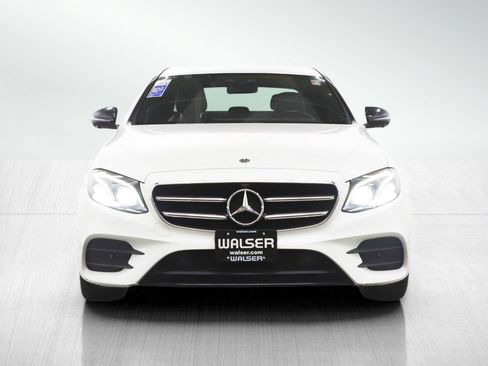 Used 2019 Mercedes-Benz E 300 4MATIC image 8