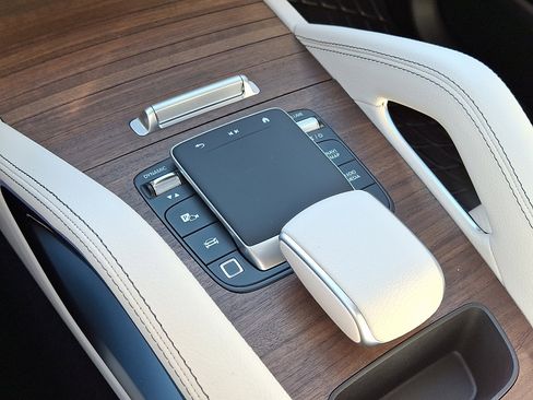 New 2026 Mercedes-Benz GLE 450 4MATIC image 14