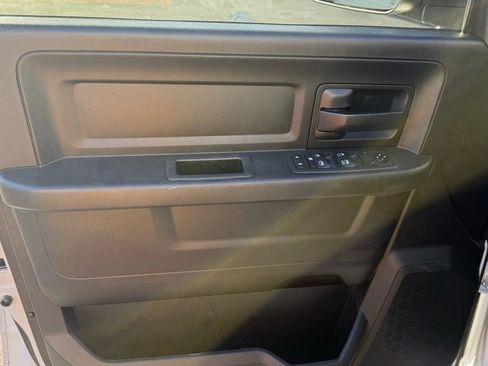 Used 2020 RAM 3500 Tradesman image 10