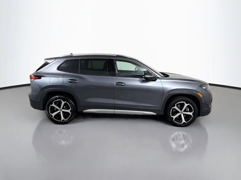 Certified 2025 Volkswagen Tiguan SE AWD/4WD image 8