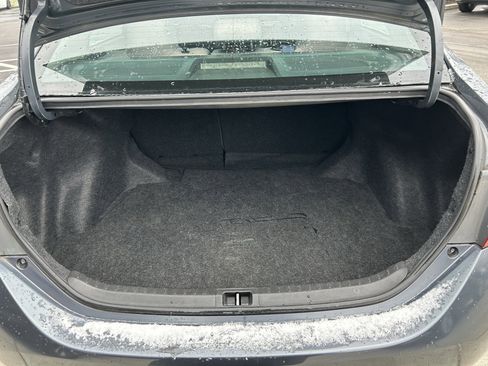 Used 2014 Toyota Corolla L image 23