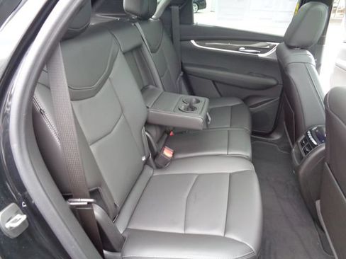 Certified 2023 Cadillac XT5 Sportv w/ Technology Package AWD/4WD image 19