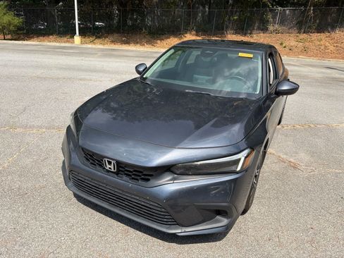 Used 2024 Honda Civic EX-L image 4