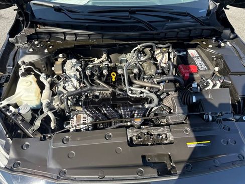 Used 2022 Nissan Altima 2.5 SR image 23