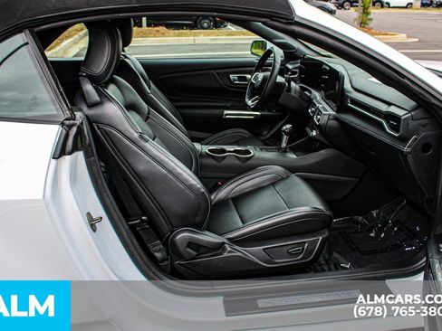 Used 2025 Ford Mustang Premium RWD image 21
