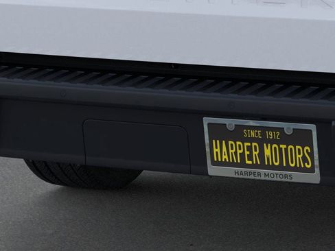 New 2025 Ford Maverick XL image 23