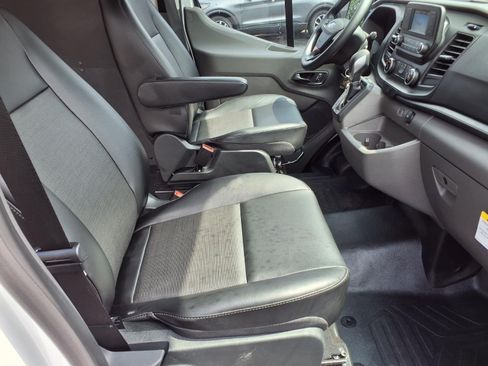 Certified 2025 Ford Transit 150 Low Roof w/ Load Area Protection Package RWD image 15