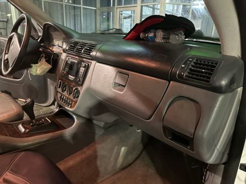 Used 2000 Mercedes-Benz ML 320 4MATIC image 38