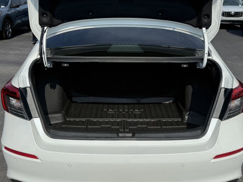 Used 2022 Honda Civic Touring image 8