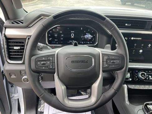 New 2026 GMC Sierra 1500 Denali w/ Technology Package AWD/4WD image 14
