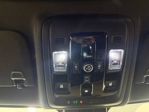 New 2026 Chevrolet Suburban High Country image 20