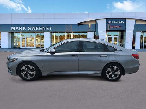 Used 2018 Honda Accord EX image 30