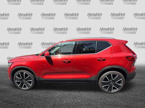 Certified 2024 Volvo XC40 B5 Ultimate w/ Protection Package Premier AWD/4WD image 46