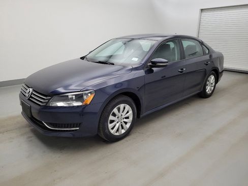 Used 2014 Volkswagen Passat 1.8T Wolfsburg Edition FWD image 2