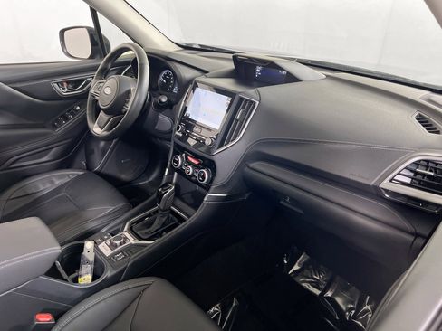 Used 2022 Subaru Forester Touring AWD/4WD image 29
