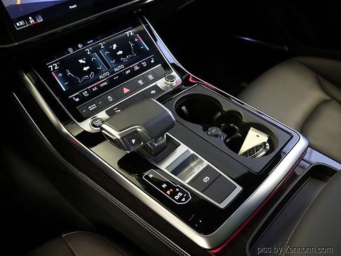 Used 2025 Audi Q8 Premium Plus image 24