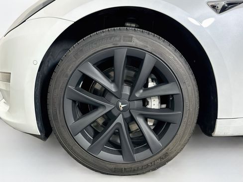 Used 2020 Tesla Model 3 Standard Range Plus RWD image 11