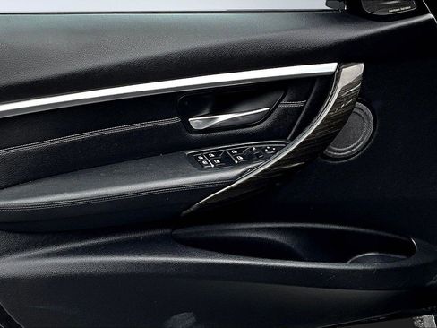 Used 2016 BMW 340i xDrive Sedan image 20