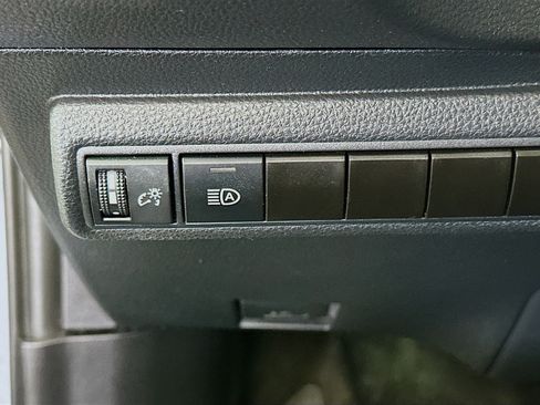 Used 2024 Toyota Corolla LE FWD image 16