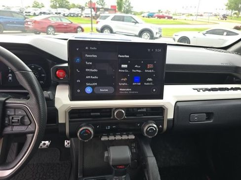 Used 2024 Toyota Tacoma 4x4 Double Cab image 21