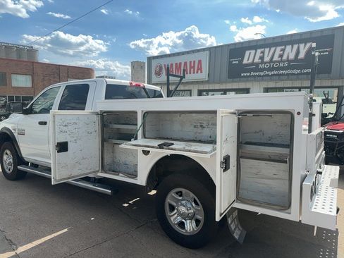 Used 2018 RAM 2500 Tradesman w/ Chrome Appearance Group AWD/4WD image 10