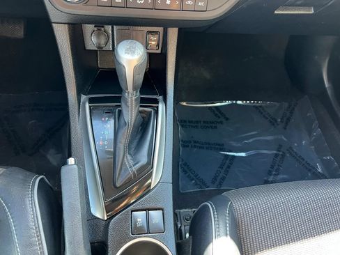 Used 2015 Toyota Corolla S FWD image 16