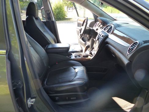 Used 2011 Buick Enclave CXL FWD image 47