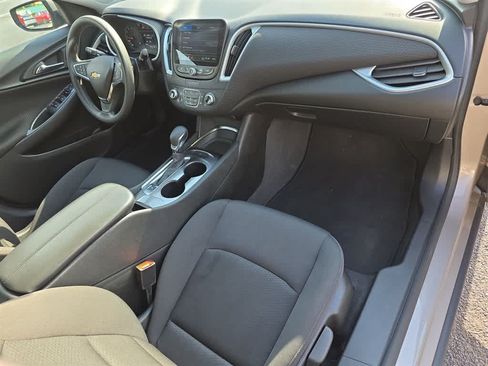Used 2023 Chevrolet Malibu LT FWD image 48