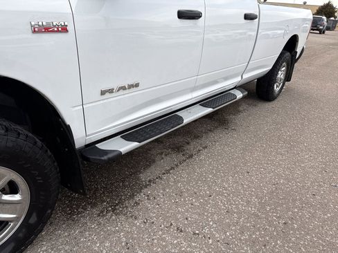 Used 2022 RAM 3500 Tradesman w/ Chrome Appearance Group AWD/4WD image 18