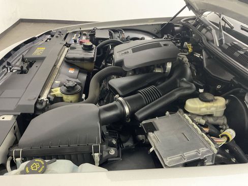 Used 2010 Mercury Grand Marquis LS RWD image 16
