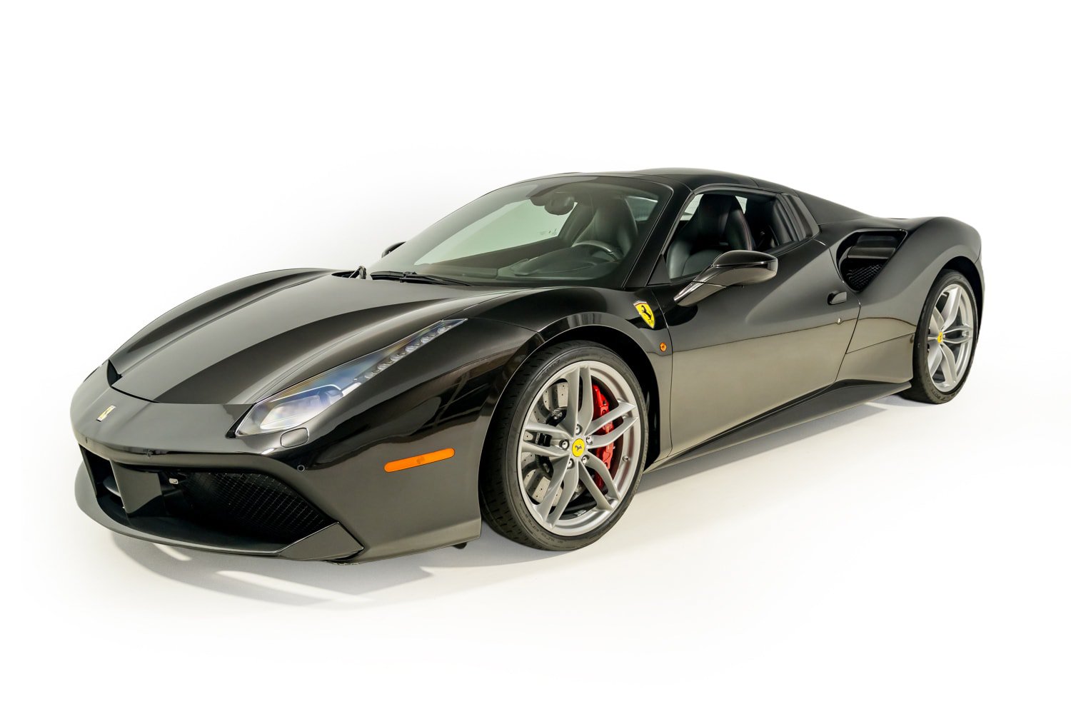 Certified 2018 Ferrari 488 Spider RWD image 2