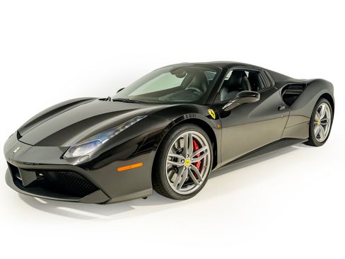Used 2018 Ferrari 488 Spider RWD image 2