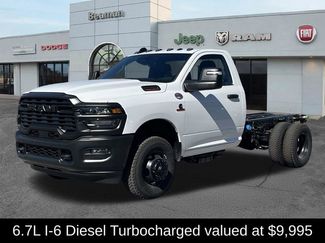 New 2026 RAM 3500 Tradesman AWD/4WD video 3