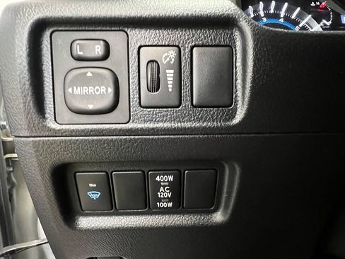 Used 2016 Toyota 4Runner SR5 image 24