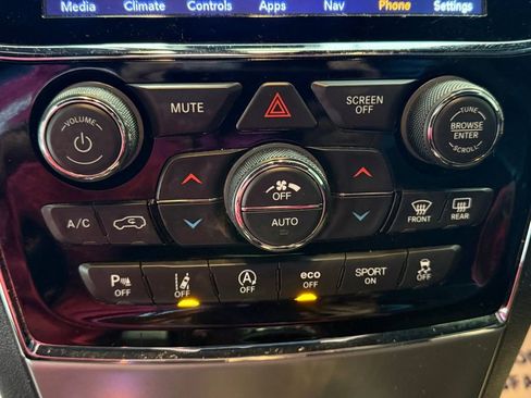 Used 2020 Jeep Grand Cherokee Altitude AWD/4WD image 27