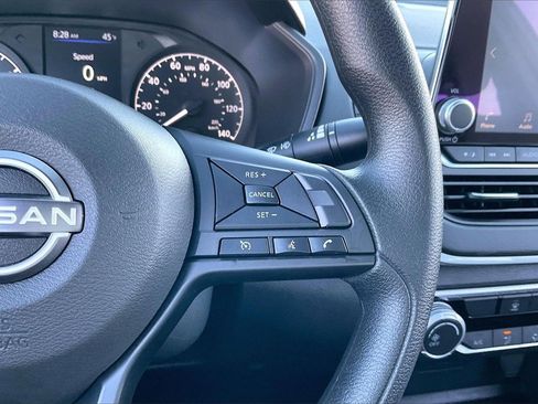 Used 2025 Nissan Altima 2.5 S image 18