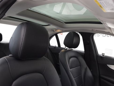 Used 2016 Mercedes-Benz C 300 Sedan w/ Surround View Package image 17