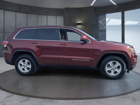 Used 2016 Jeep Grand Cherokee Laredo image 7