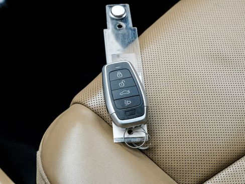 Used 2019 Cadillac Escalade Platinum image 66