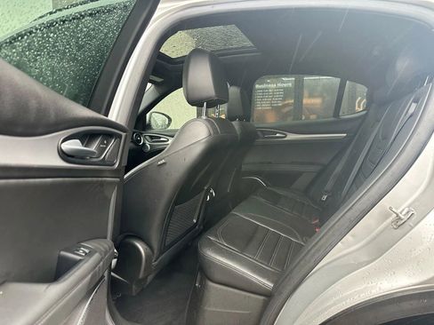 Used 2018 Alfa Romeo Stelvio Ti Sport image 10