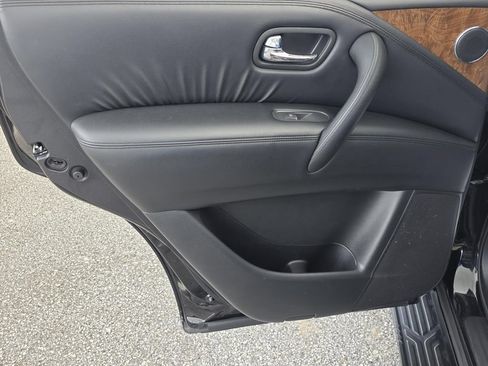 Used 2024 Nissan Armada SL w/ Captain's Chairs Package RWD image 36