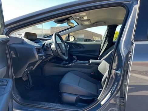 Used 2025 Toyota Prius LE image 15