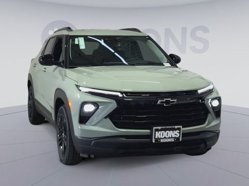New 2026 Chevrolet TrailBlazer LT w/ Convenience Package FWD image 4