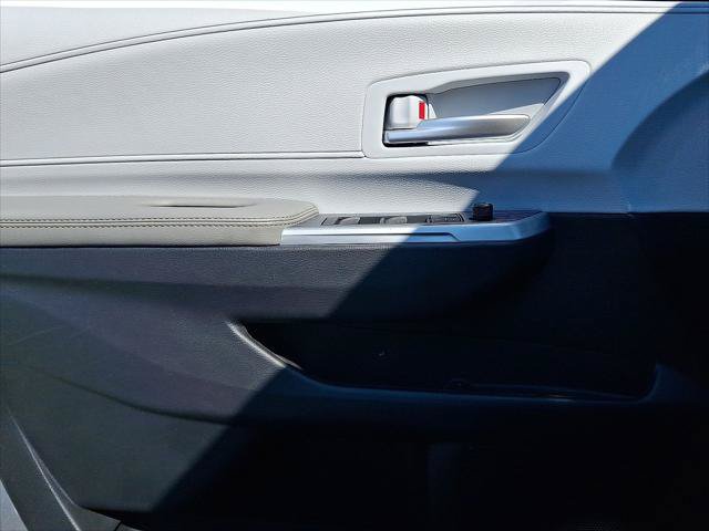 Certified 2025 Toyota Sienna XLE w/ XLE Plus Package FWD image 10