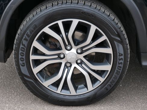 Used 2018 Mitsubishi Outlander Sport ES FWD image 15